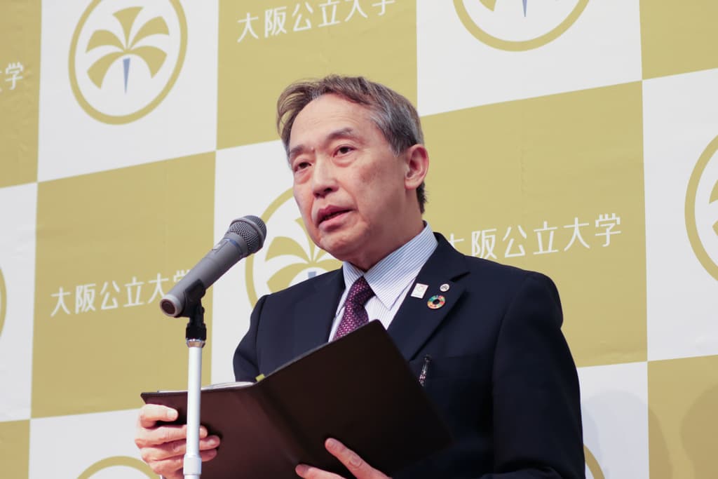 辰巳砂 昌弘学長